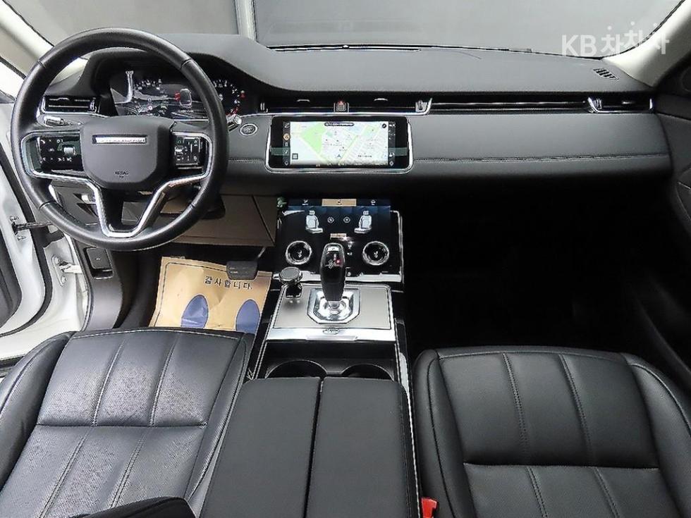 2022 Land Rover Used Car photo