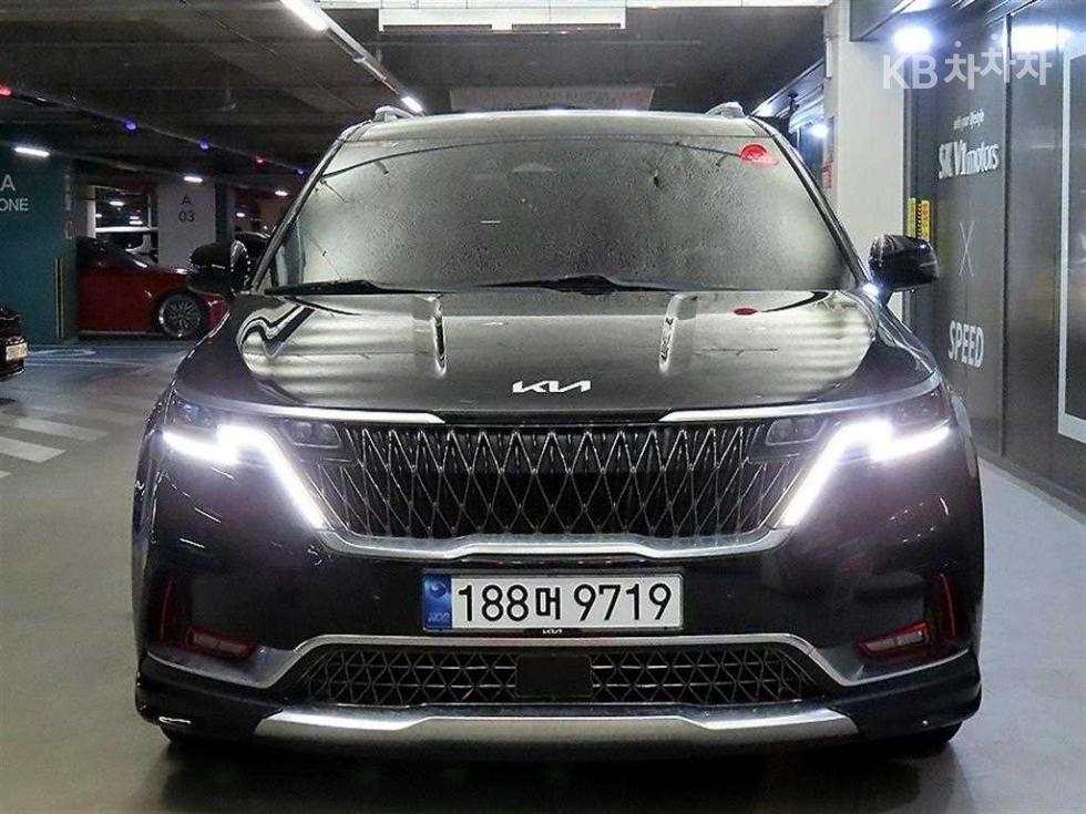 2021 - kia carnival