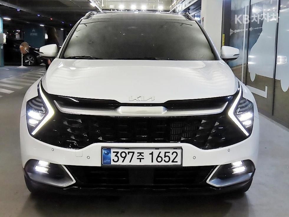 2022 - kia sportage