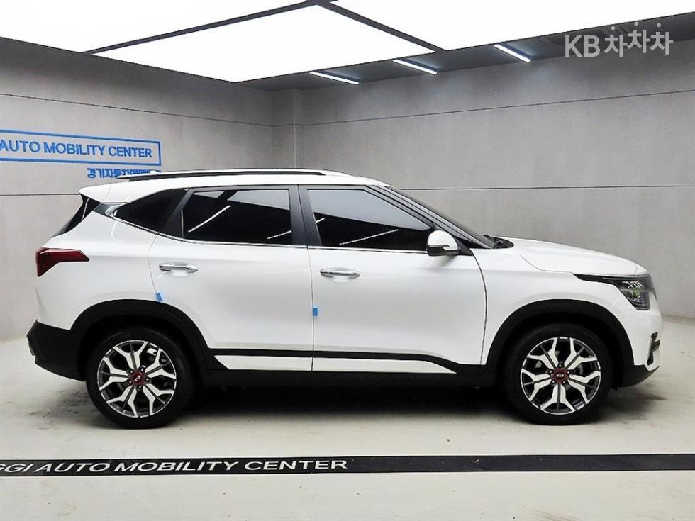 2020 - kia seltos