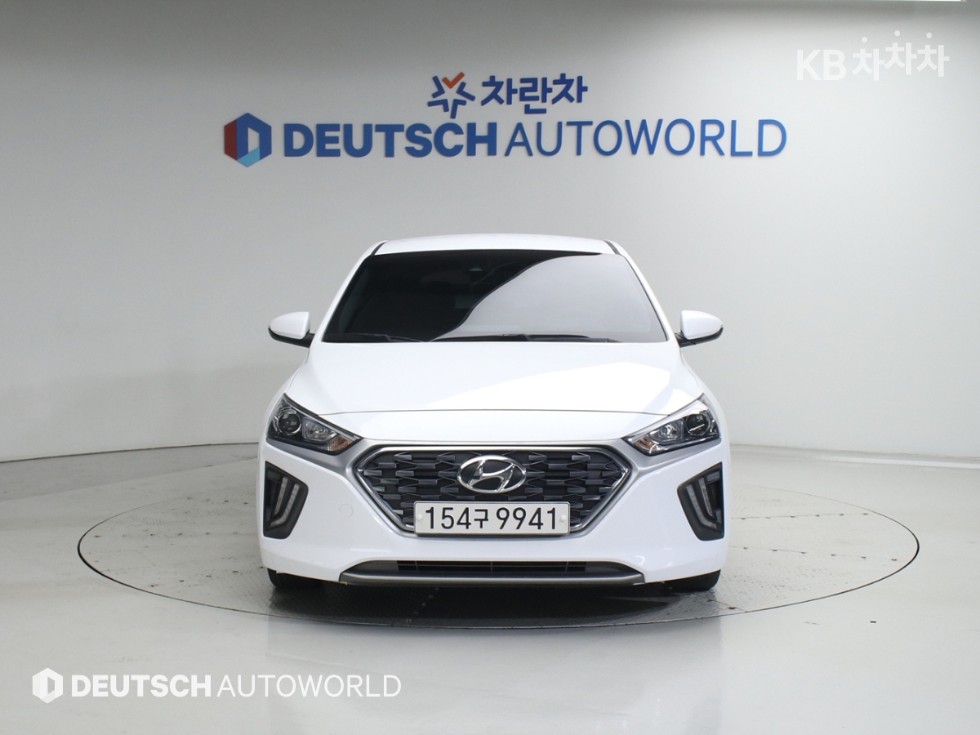 2020 - hyundai ioniq