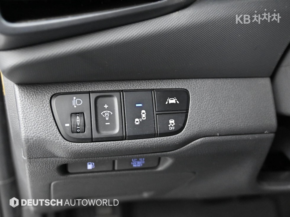 2020 - hyundai ioniq