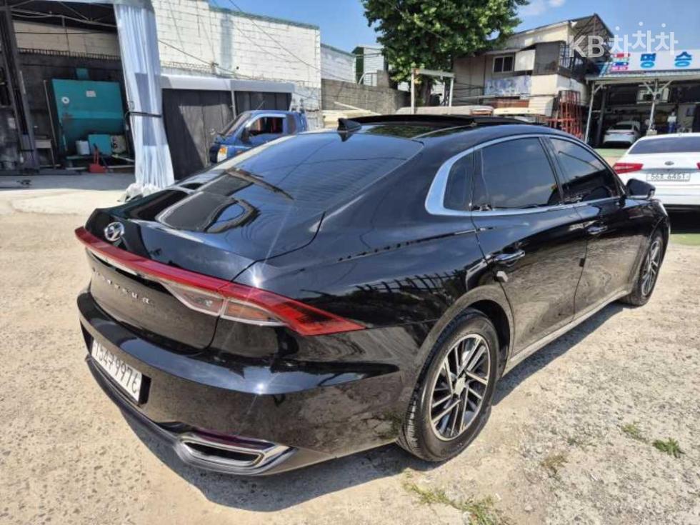 Hyundai Grandeur — miniaturë 2