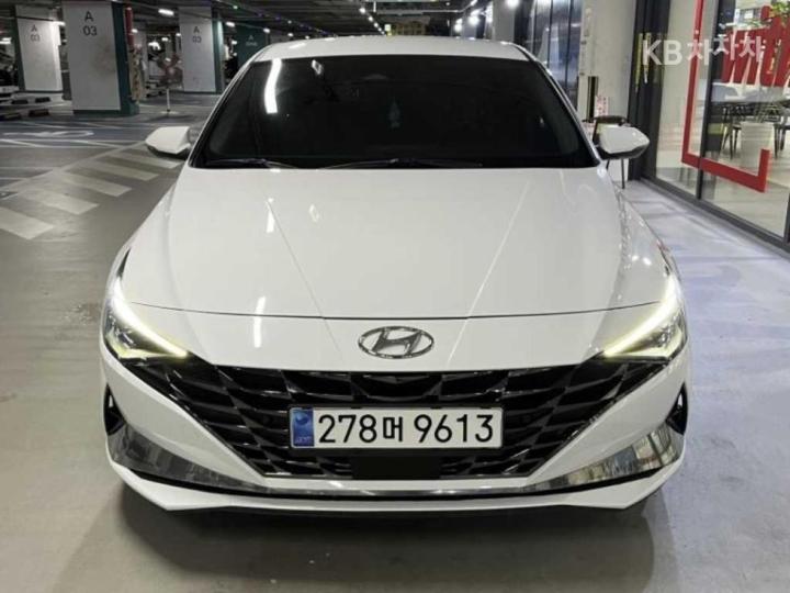 Hyundai Avante CN7 1.6 Gasoline Inspiration 3