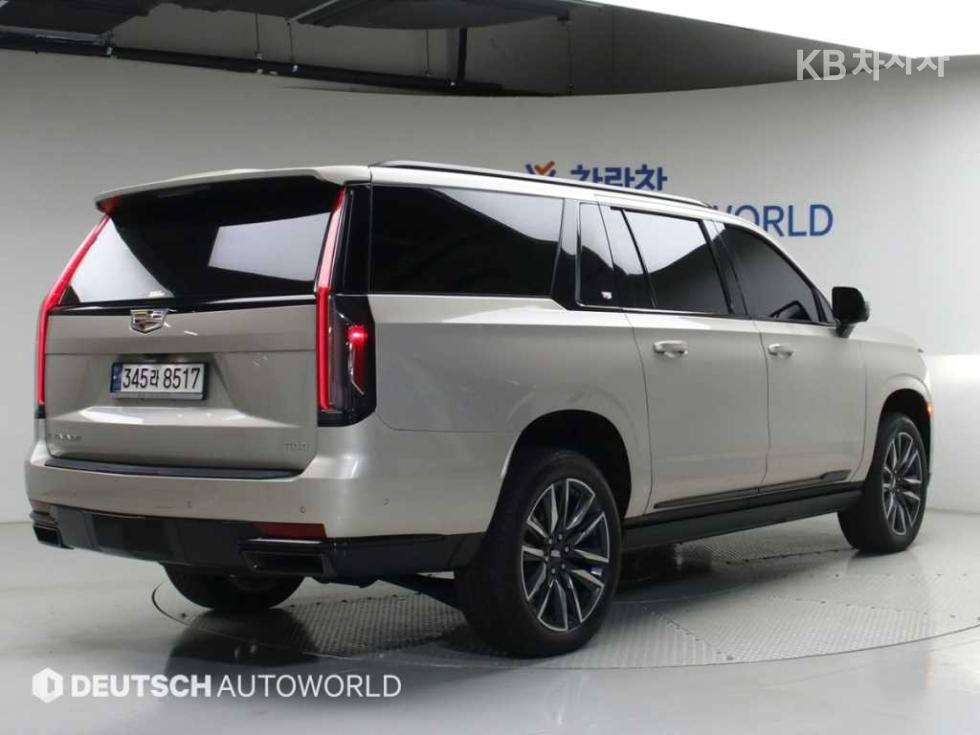 Cadillac Escalade — miniaturë 2