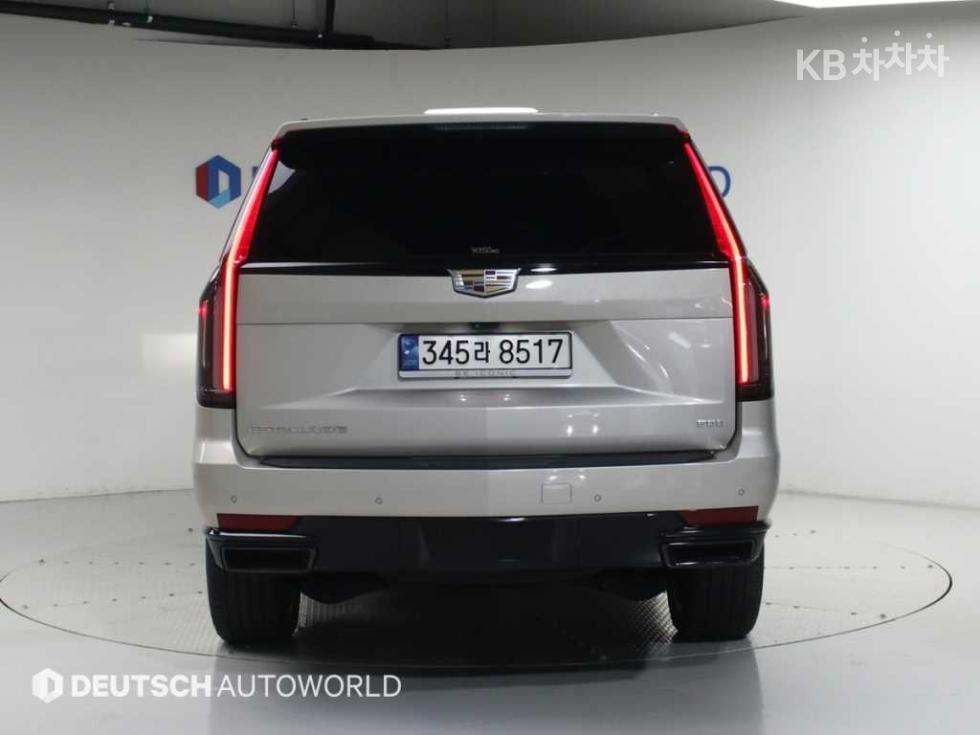 Cadillac Escalade — miniaturë 4