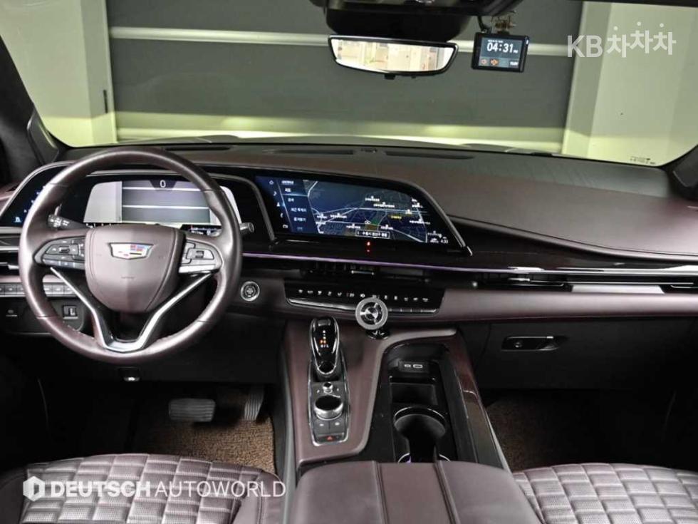 Cadillac Escalade — miniaturë 7
