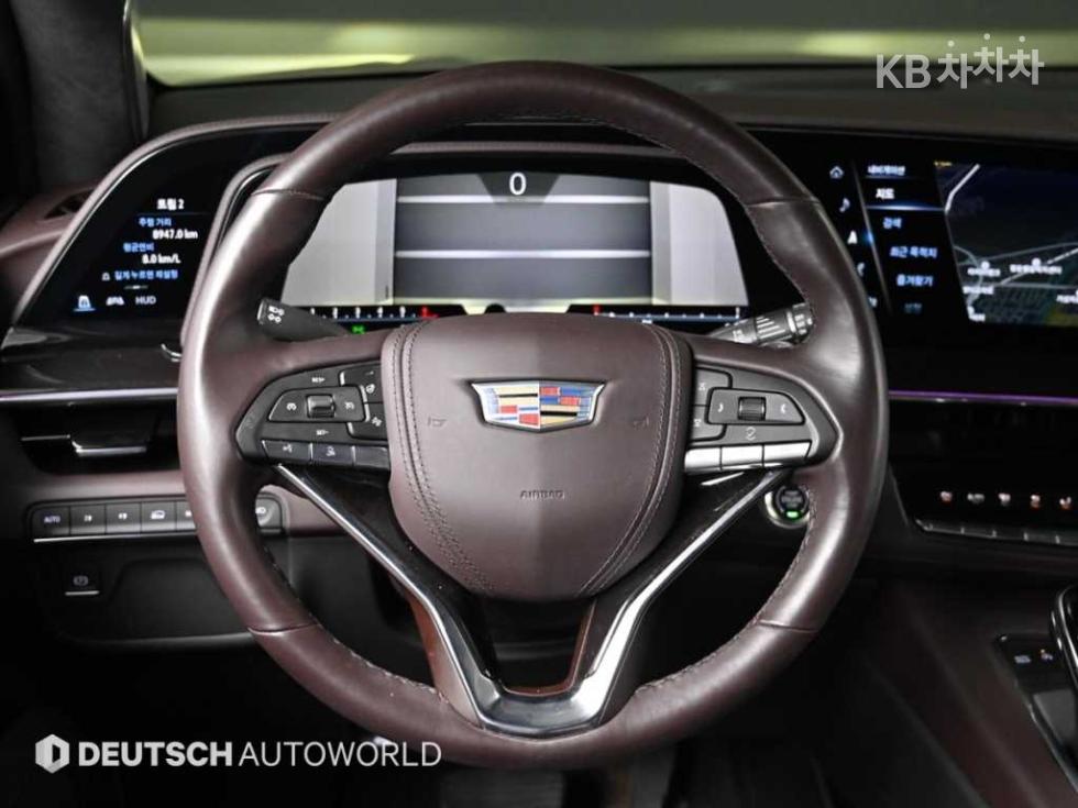Cadillac Escalade — miniaturë 13