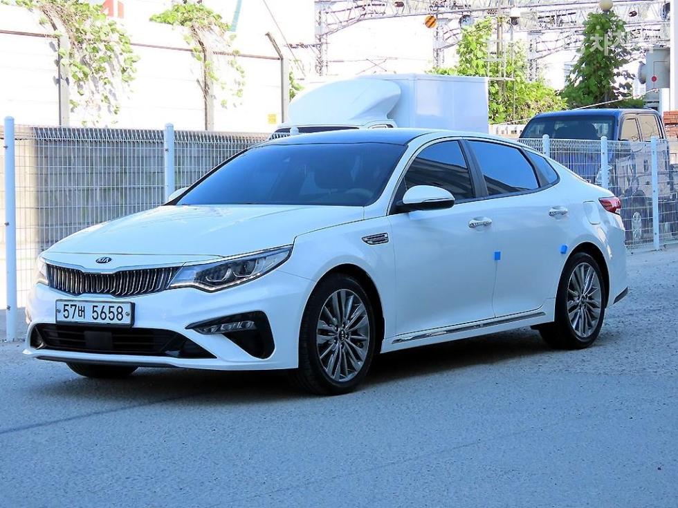 2020 - kia k5