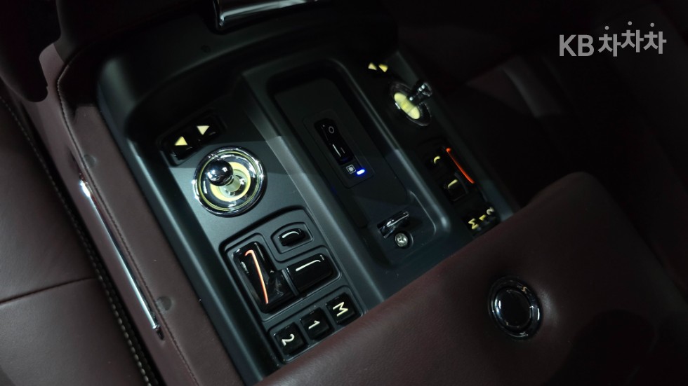 Rolls-Royce Phantom — miniaturë 11