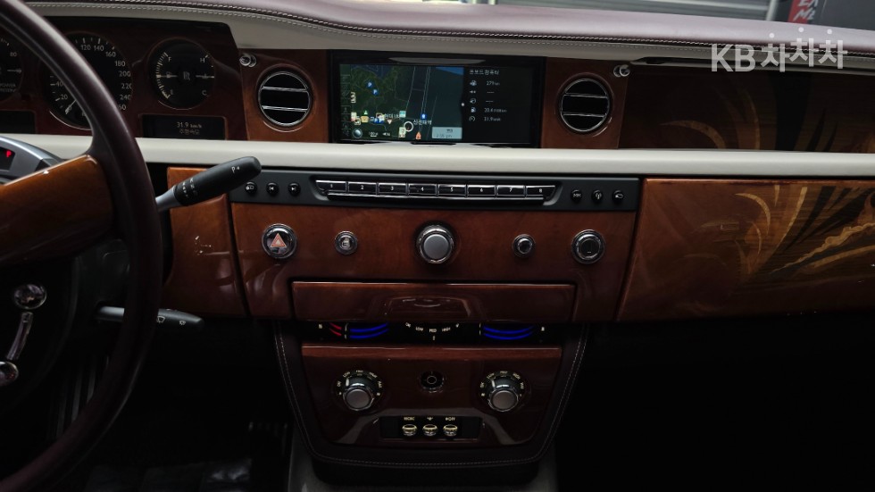 Rolls-Royce Phantom — miniaturë 15