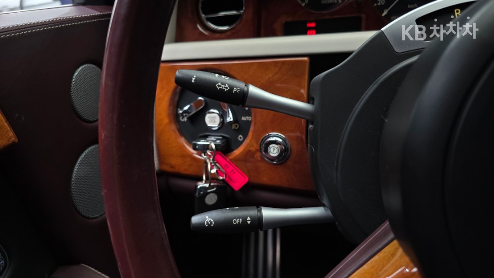 Rolls-Royce Phantom — miniaturë 19