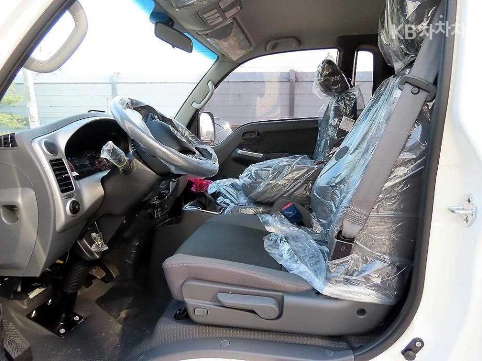 2025 - kia bongo iii