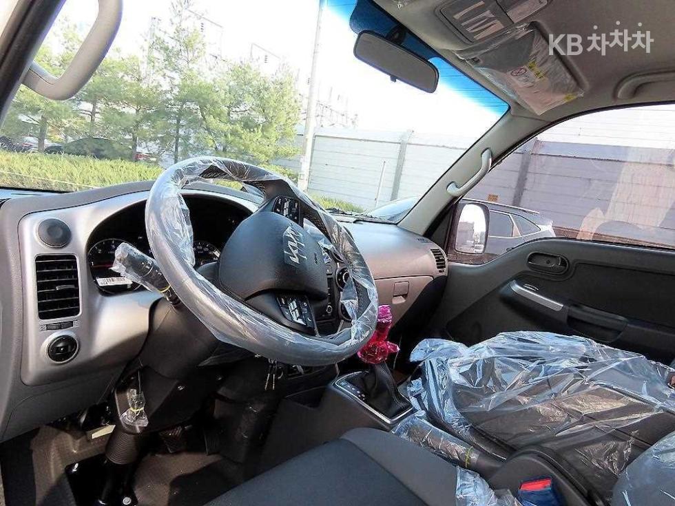 2025 - kia bongo iii