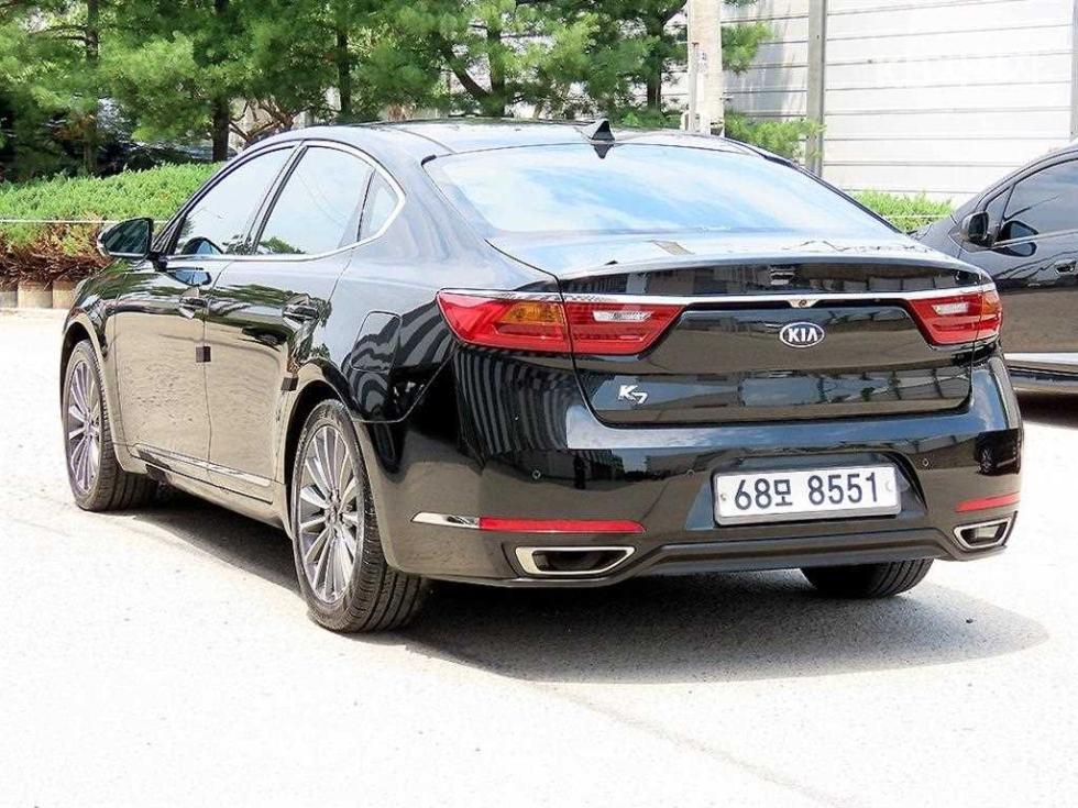 Kia K7 — miniaturë 3