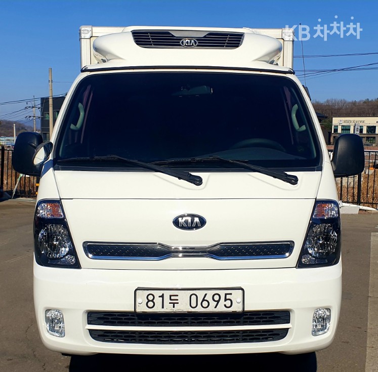 2019 - kia bongo iii