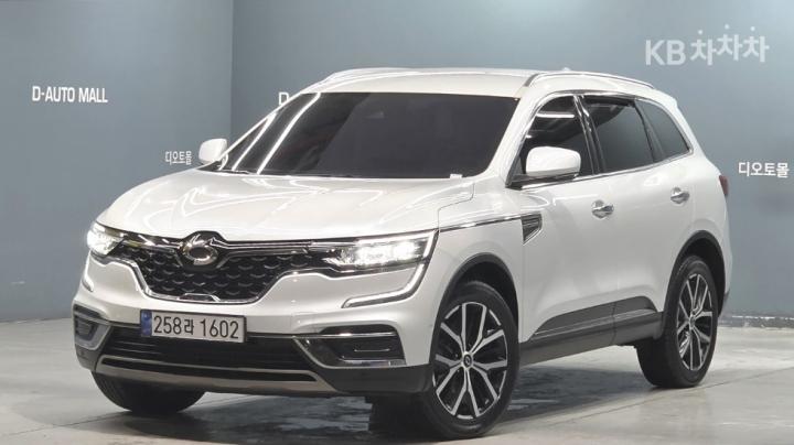 Renault QM6 2.0 lpe 2wd re signature — foto 1