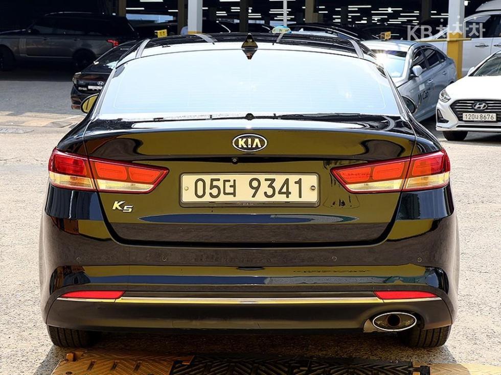 2018 - kia k5