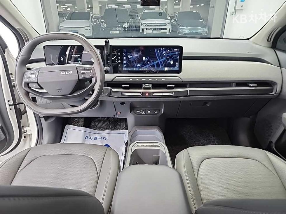 2025 - kia ev3