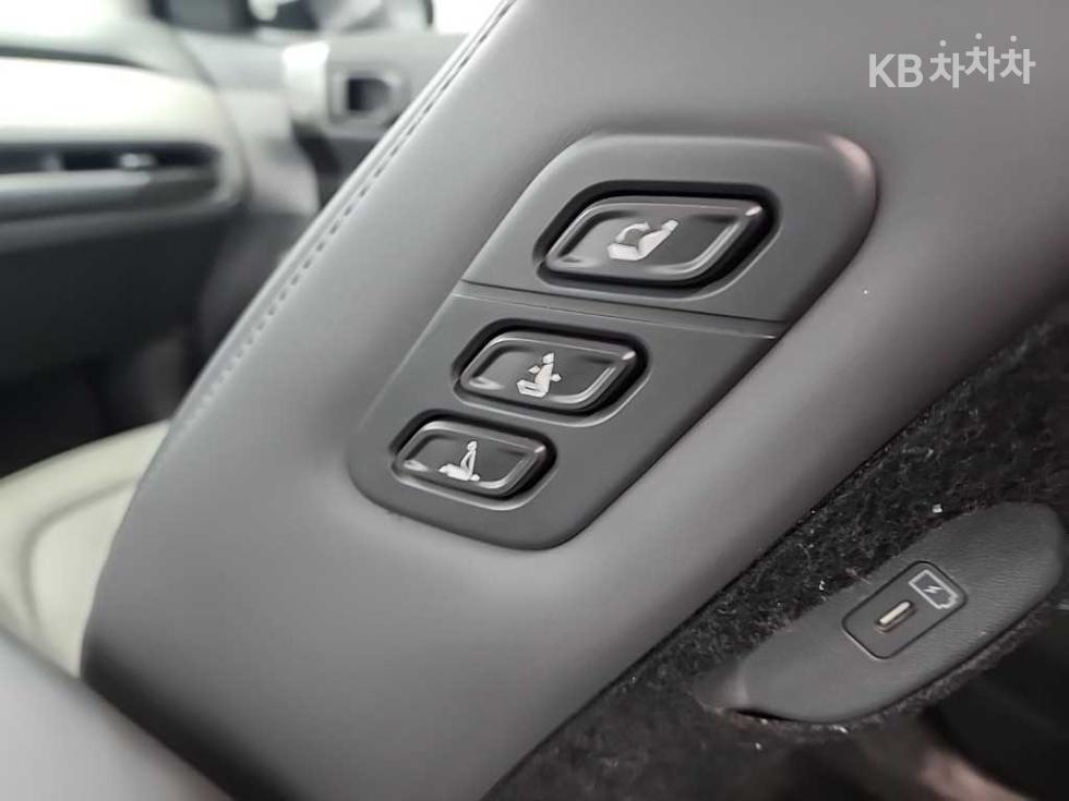 2025 - kia ev3