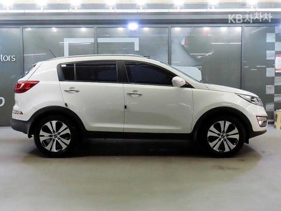 2011 - kia sportage