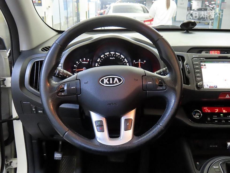 2011 - kia sportage