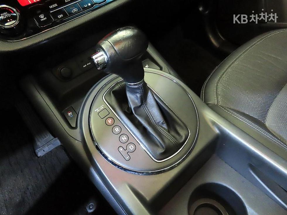 2011 - kia sportage