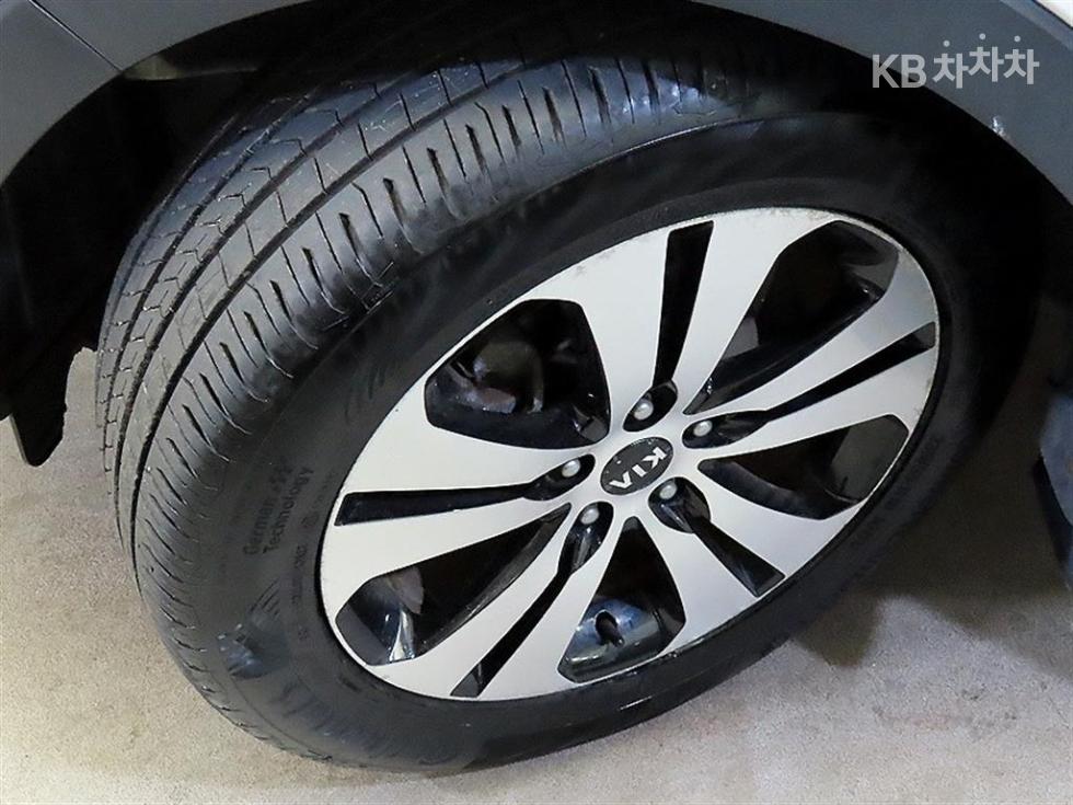 2011 - kia sportage
