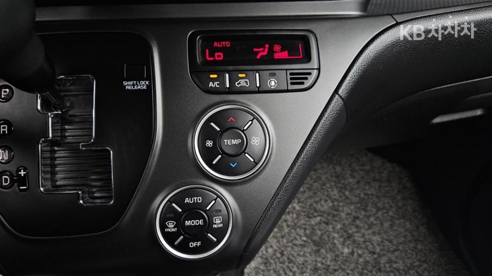 2024 - kia kia