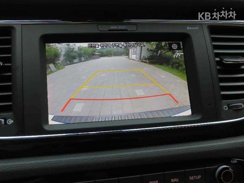 2020 - kia carnival