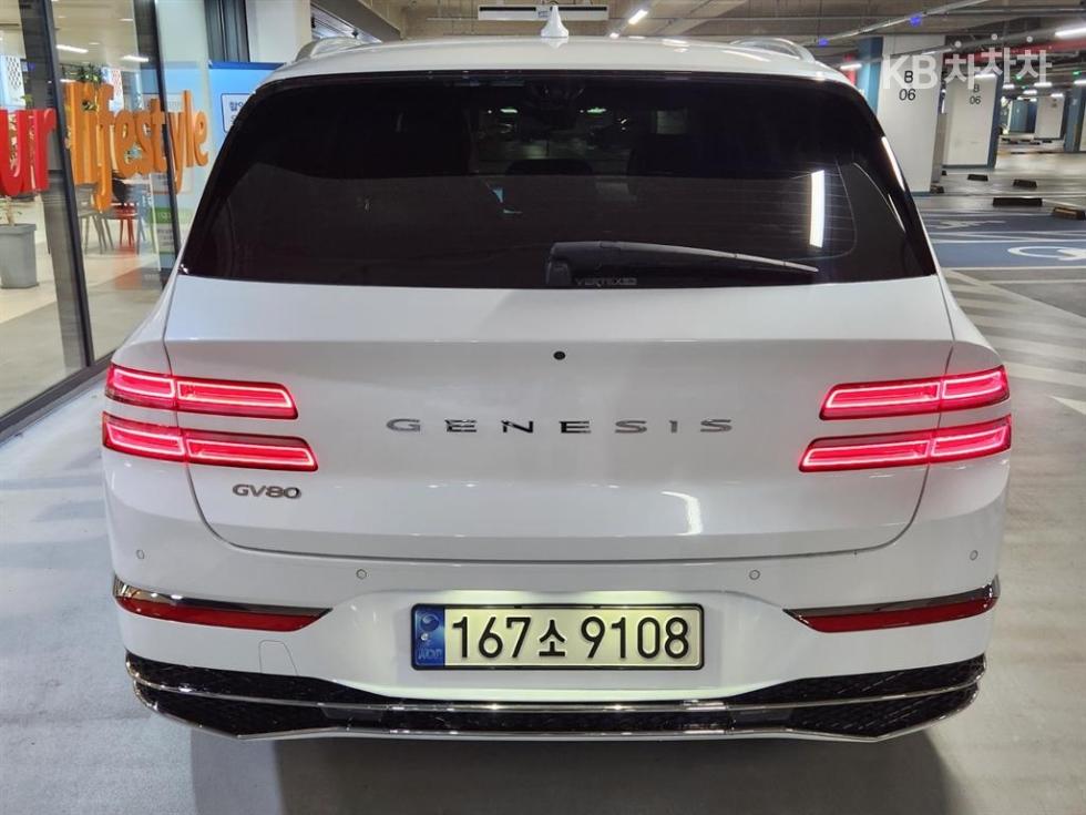 2024 Genesis GV80 photo