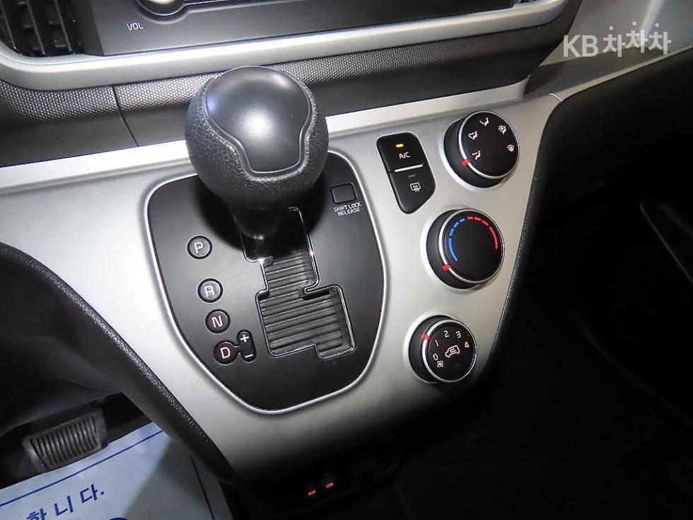 2018 - kia ray
