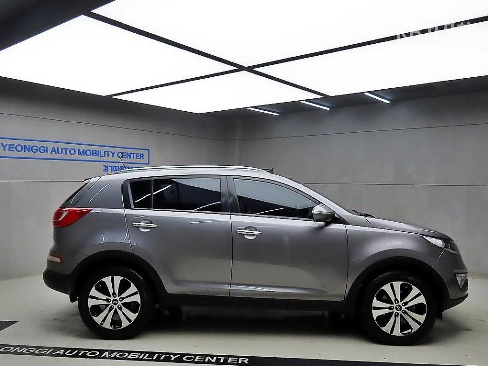 2012 - kia sportage
