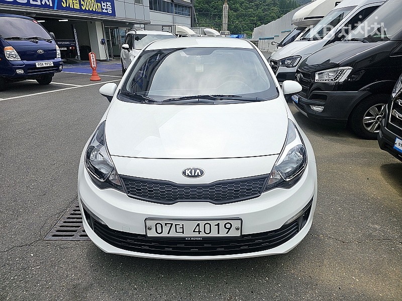 2017 kia pride