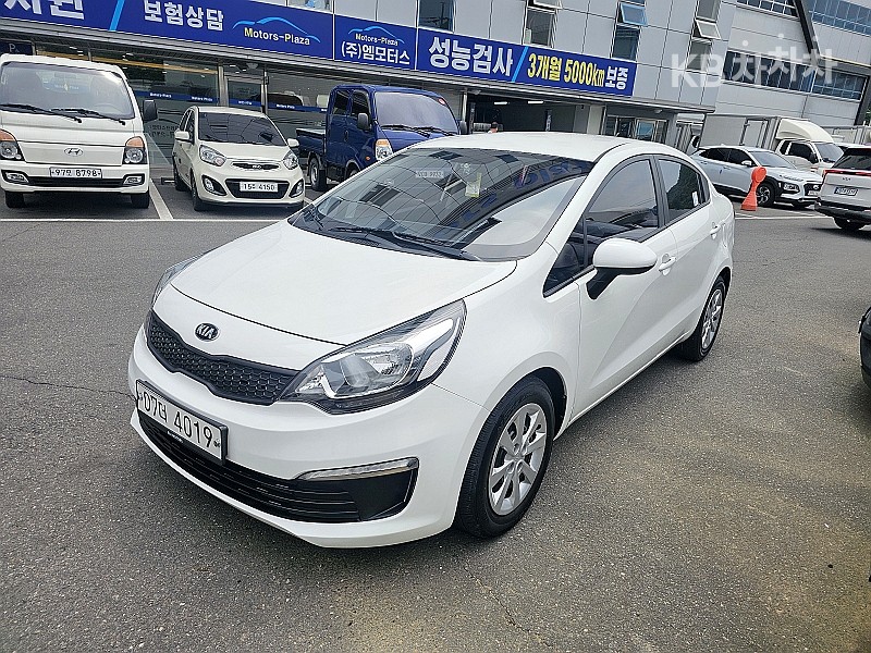 2017 - kia pride