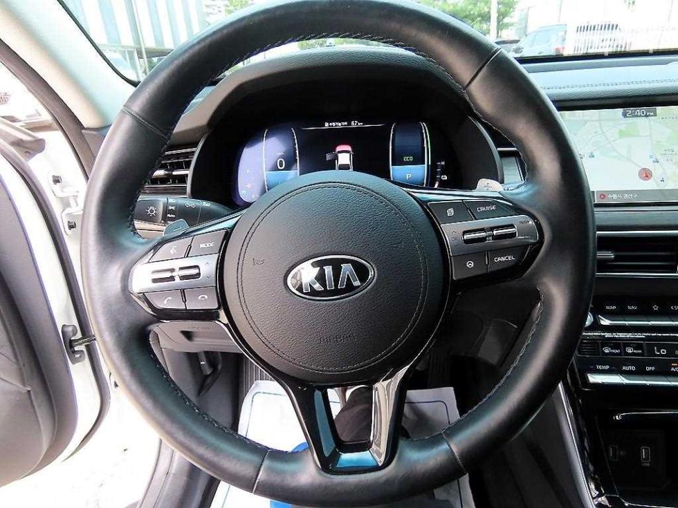 2021 - kia k7