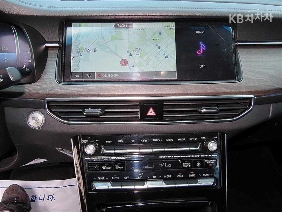 2021 - kia k7