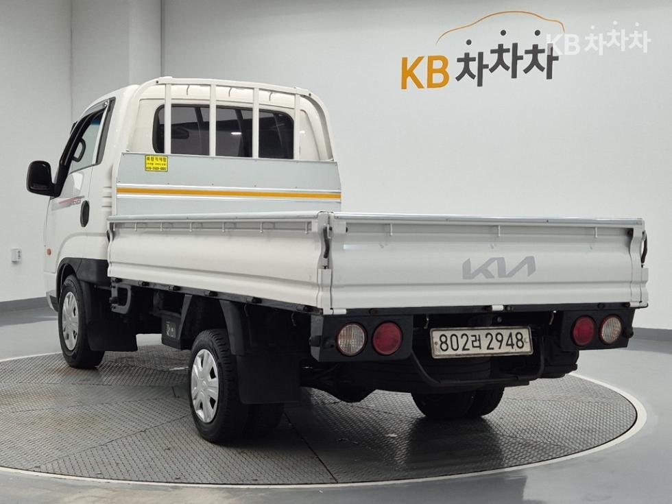 2022 - kia bongo iii