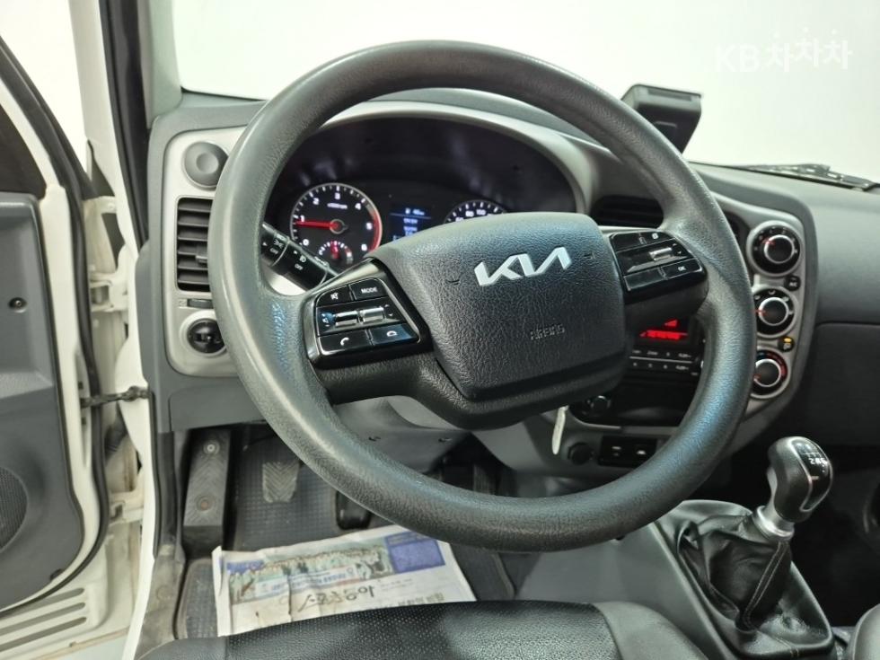 2022 - kia bongo iii