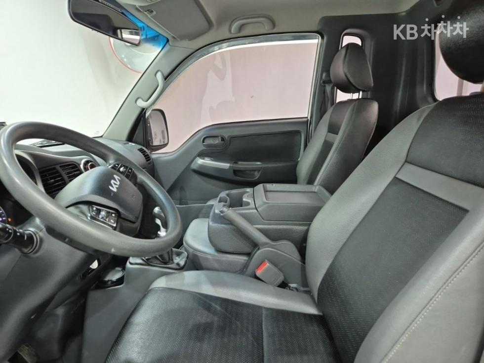 2022 - kia bongo iii