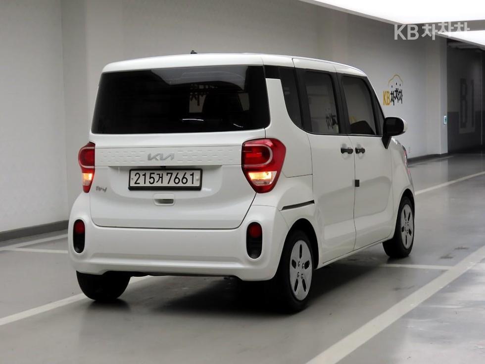 2022 - kia ray