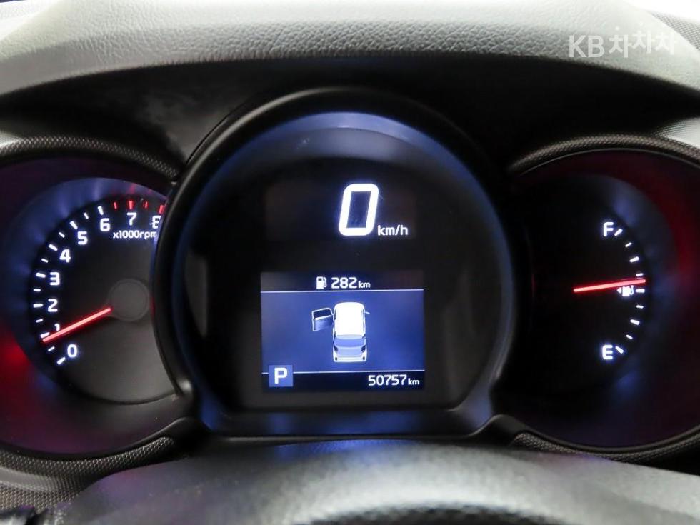2022 - kia ray
