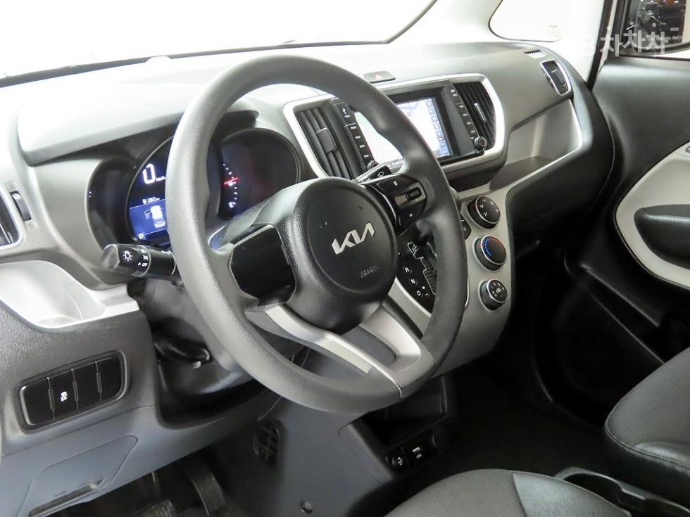 2022 - kia ray