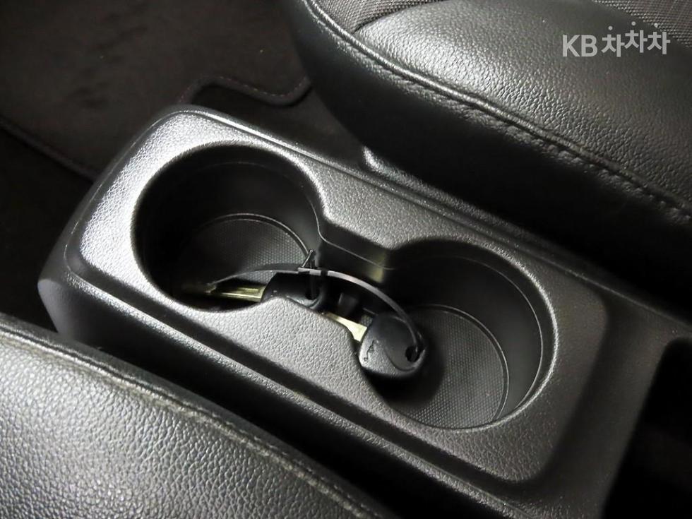 2022 - kia ray