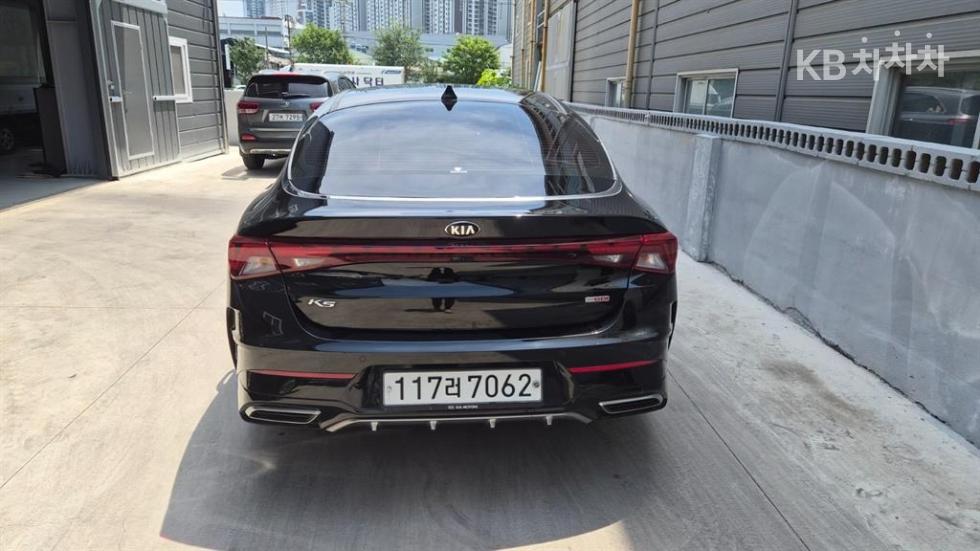2020 - kia k5