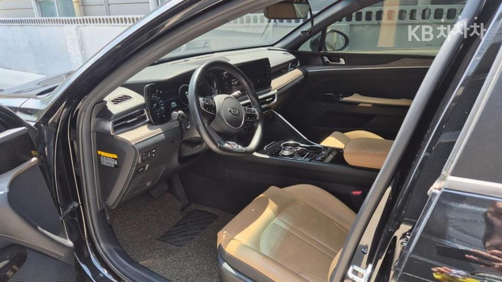 2020 - kia k5