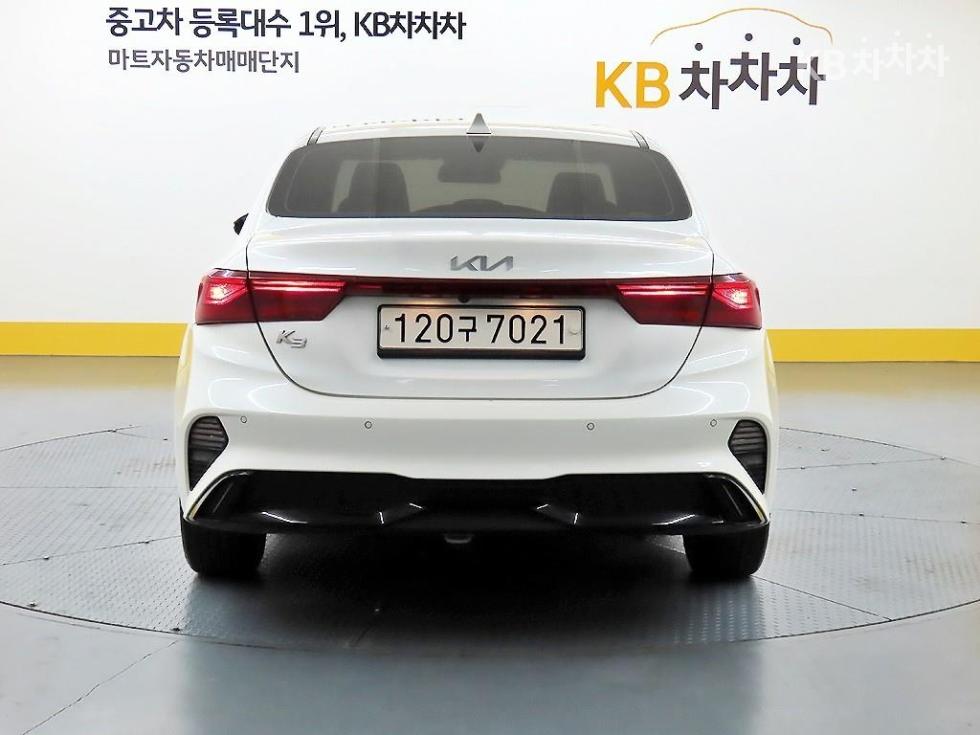 2022 - kia k3