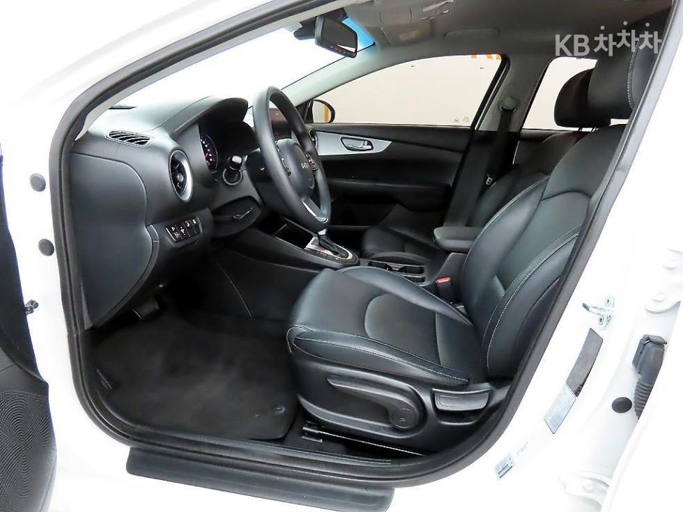 2022 - kia k3
