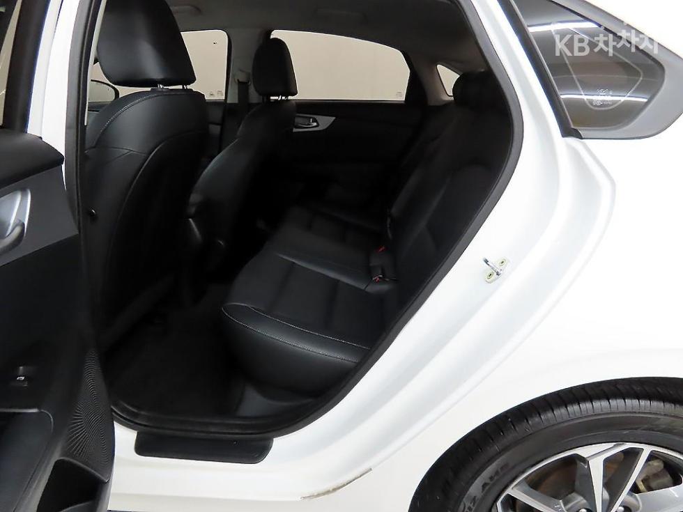 2022 - kia k3