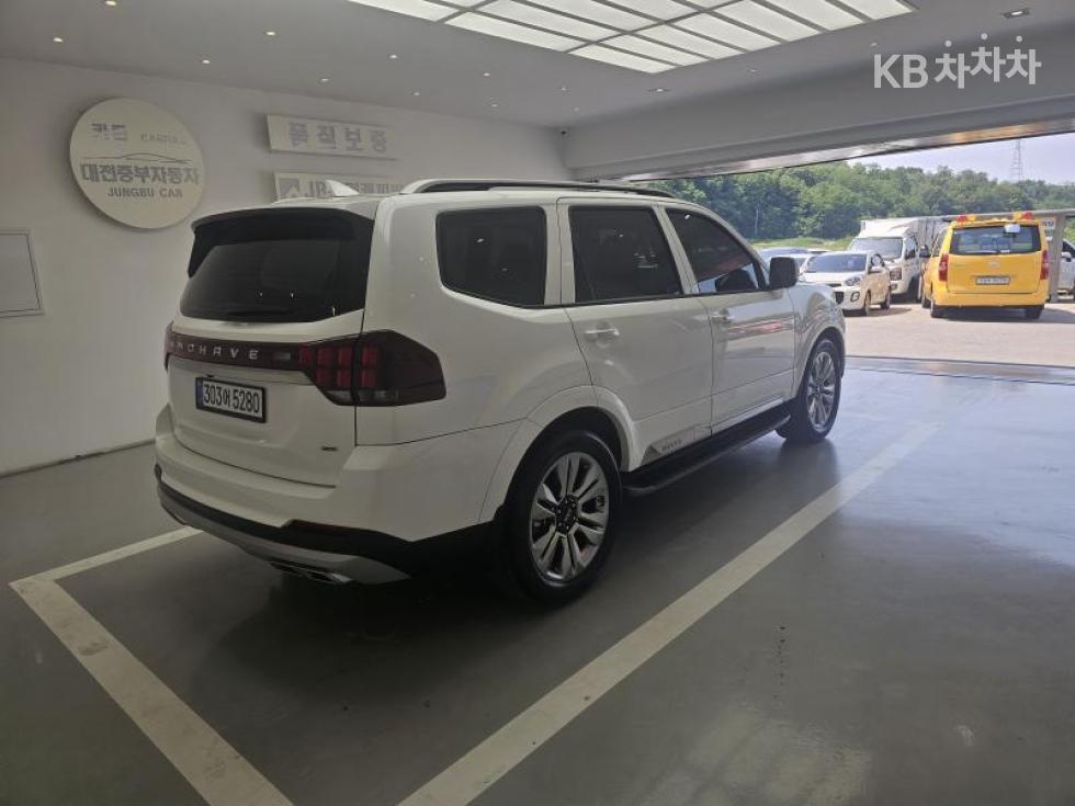 2022 - kia mohave